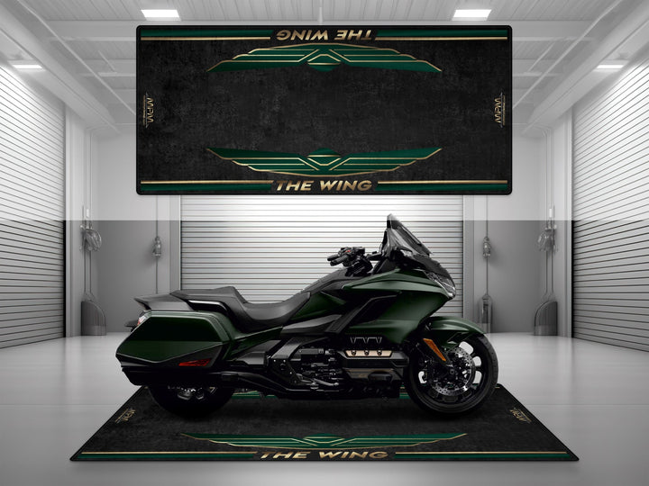 Honda Gold Wing Halısı – Matte Armored Green Metallic için üretilmiş motosiklet paspası

