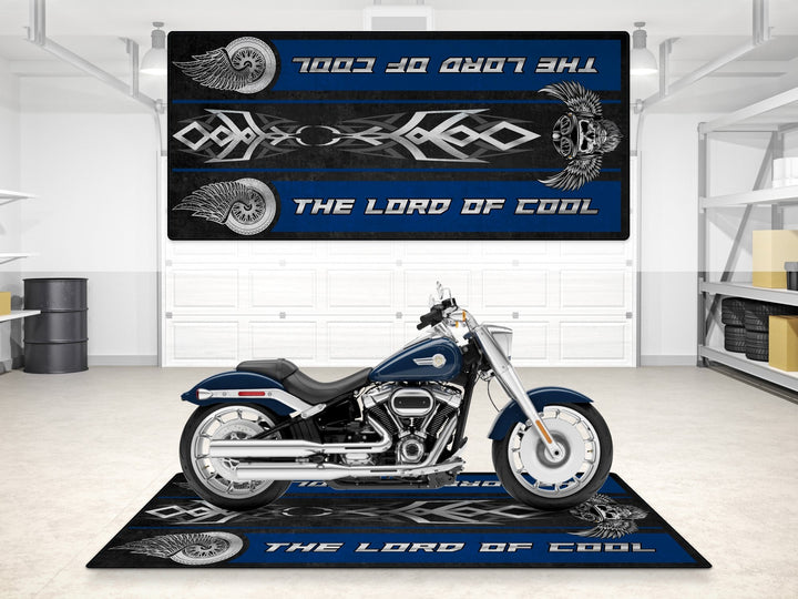 Harley Davidson Fat Boy Halısı Bright Billiard Blue – parlak bilye mavisi için üretilmiş motosiklet halısı
