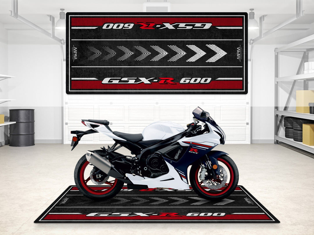 Suzuki GSX-R600 Halısı – garaj ve pist alanı için motosiklet paspası
