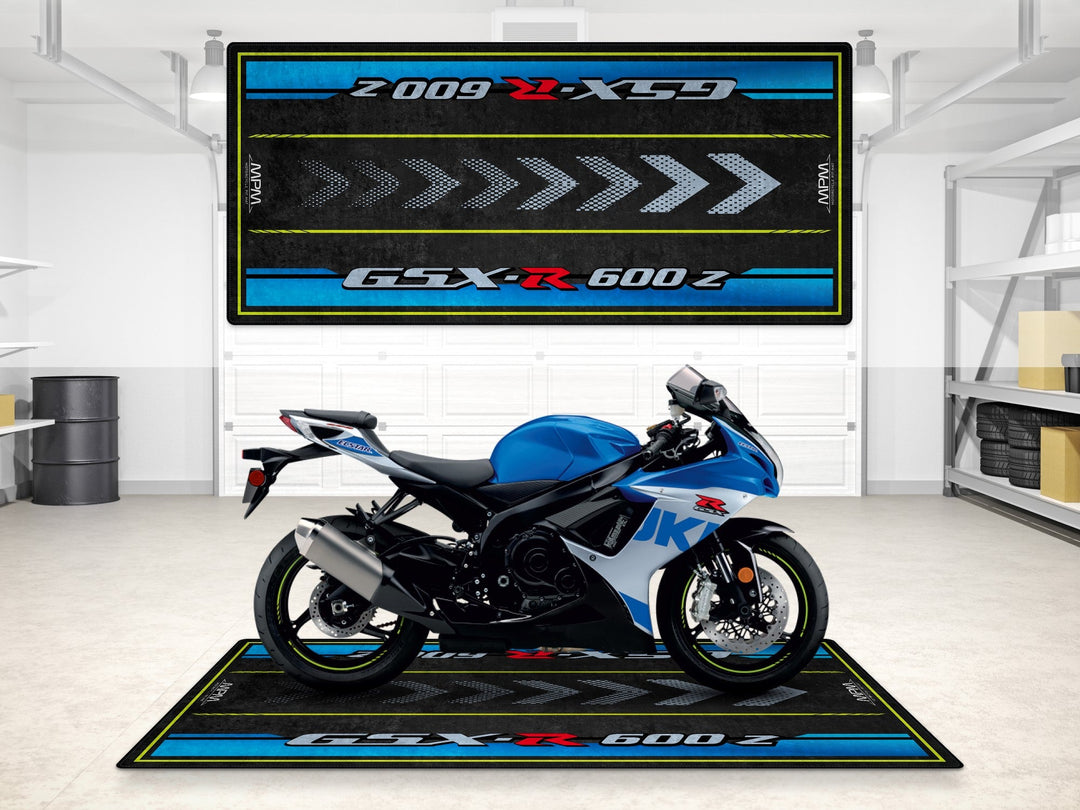 Suzuki GSX-R600 Halısı – motosiklet paspası olarak garaj ve park alanı için üretildi
