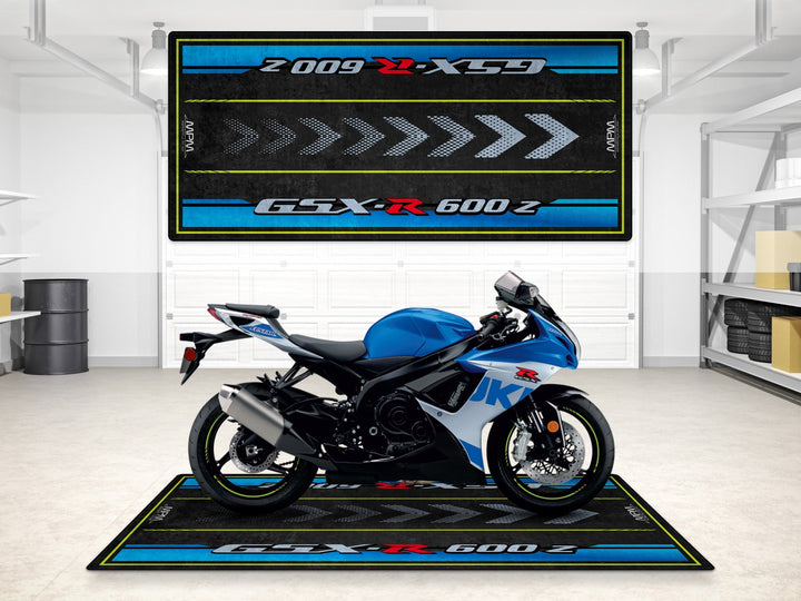 Suzuki GSX-R600 Halısı – motosiklet paspası olarak garaj ve park alanı için üretildi
