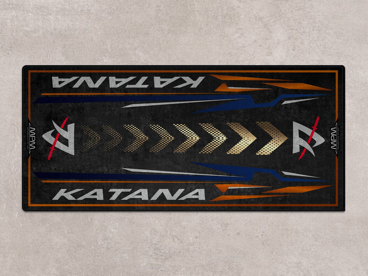 Suzuki Katana motosiklet halısı, pit matı ve zemin koruyucu aksesuar
