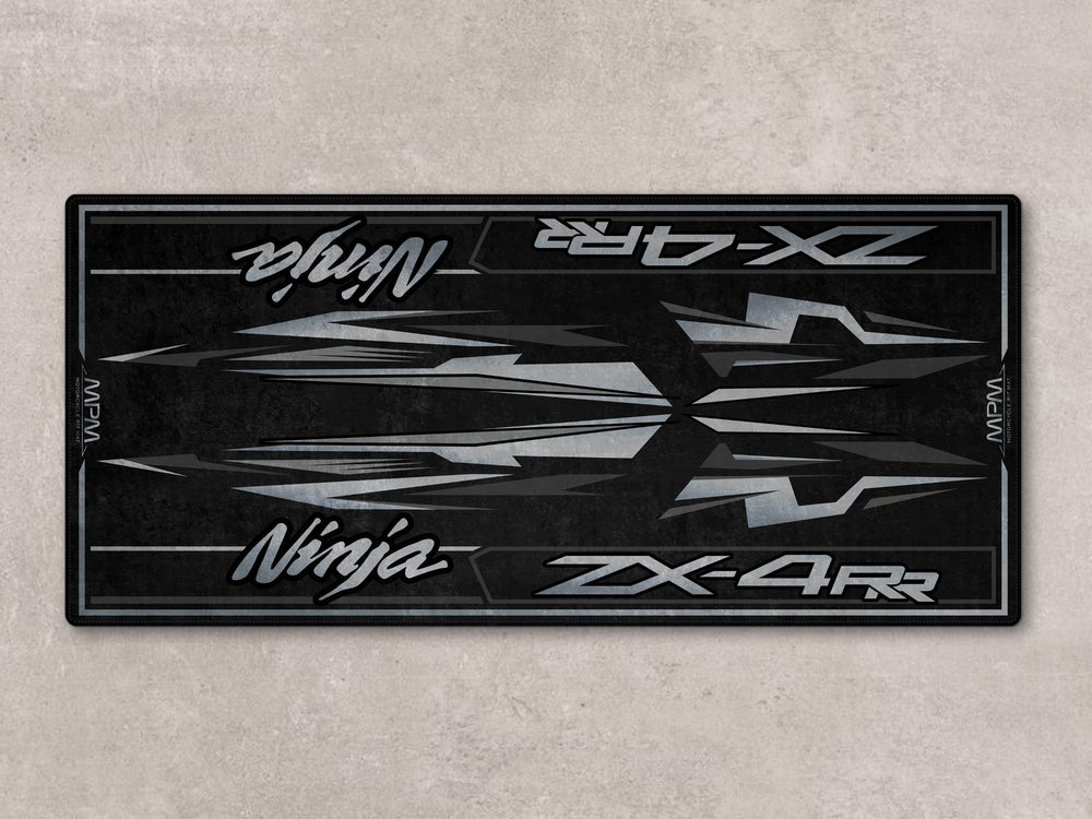 Ninja ZX-4RR için pit mat – siyah motosiklet paspası, kaymaz tabanlı ve sıvı geçirmez
