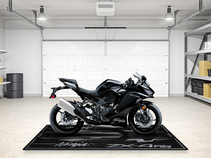 Kawasaki Ninja ZX-4RR Metallic Spark Black motosiklet halısı – pist ve garaj için
