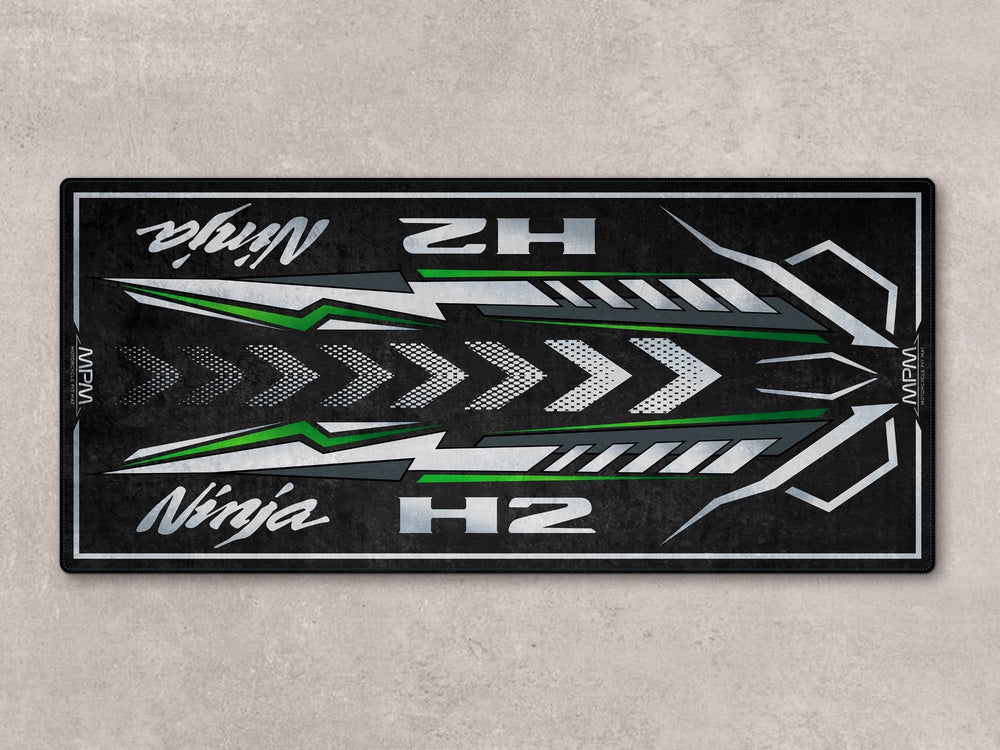 Ninja H2 garaj halısı, motosiklet park paspası ve zemin koruyucu aksesuar
