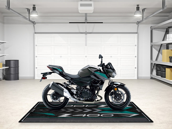 Kawasaki Z400 kişiselleştirilmiş motosiklet matı, superbike garajı ve motosiklet teşhiri için zemin koruyucu
