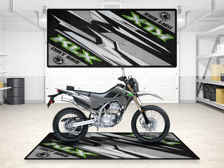 Kawasaki KLR 650 Halısı – sarı enduro motosiklet garaj paspası ve zemin koruma aksesuarı
