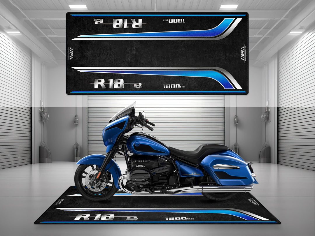 BMW R18B için üretilmiş motosiklet halısı. Racing Blue yani yarış mavisiyle garajınıza sportif bir hava katar.
