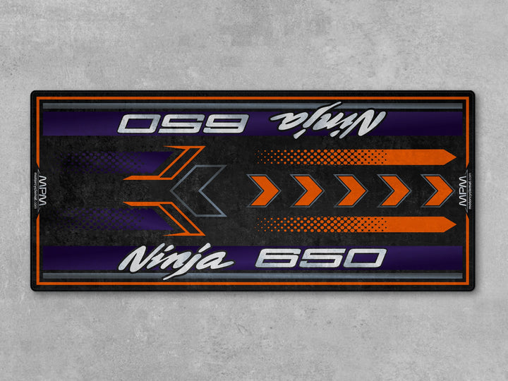 Ninja 650 Candy Steel Furnace Orange garaj paspası – kaymaz tabanlı pit mat

