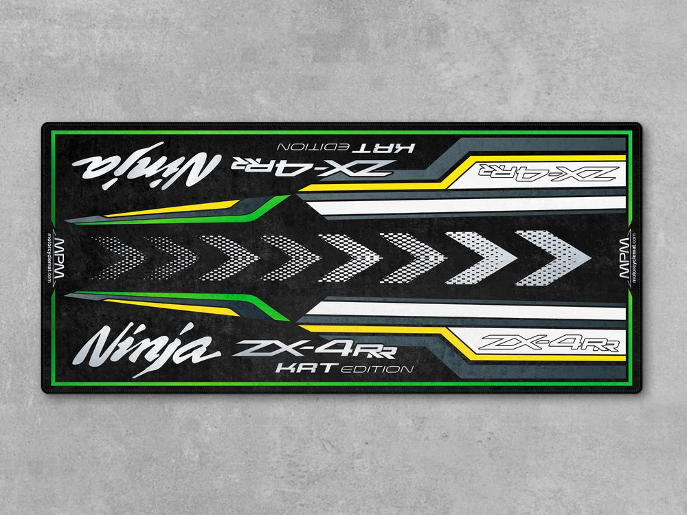 Ninja ZX-4RR KRT Edition için özel tasarım garaj matı – yeşil beyaz motosiklet halısı
