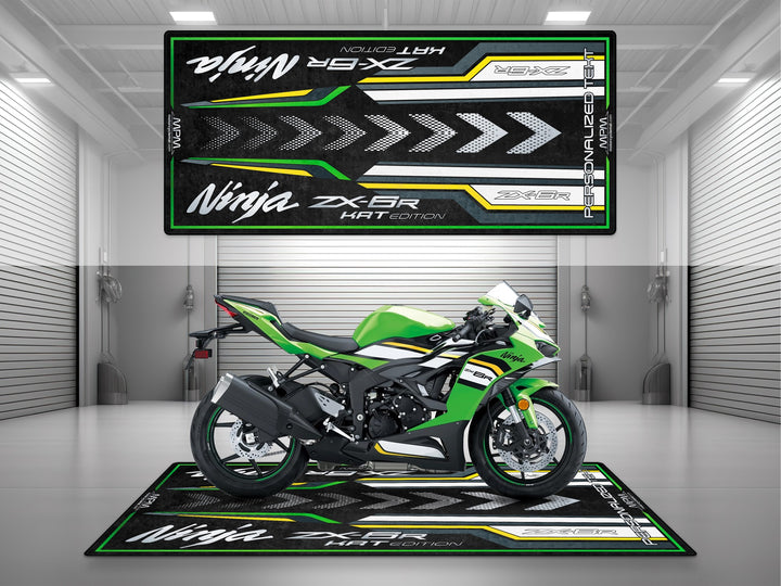 Ninja ZX6R KRT mat, pist hazırlığı ve yarış alanı için dayanıklı showroom motosiklet halısı
